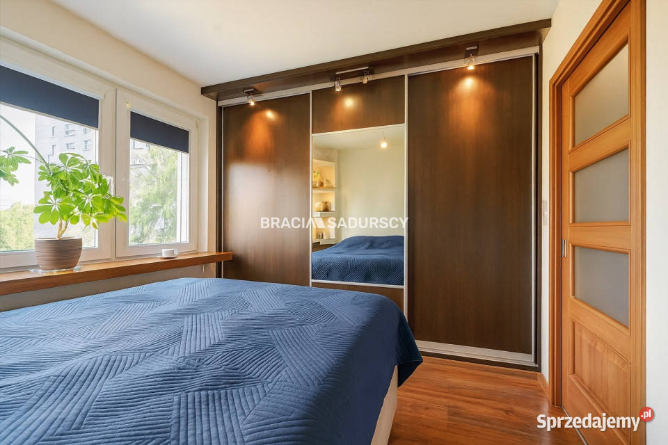 Mieszkanie sprzedam 67m2 4 pokoje Kraków Józefa małopolskie