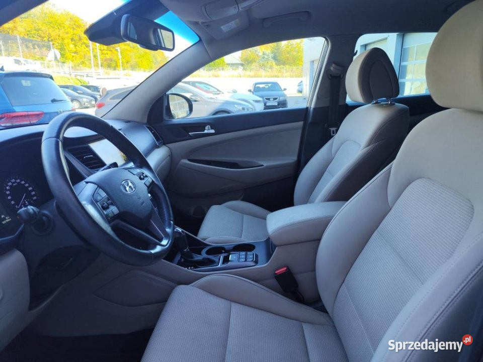 HYUNDAI Tucson 2017r salon LED klima aut navi el 1685cm3 Kraków