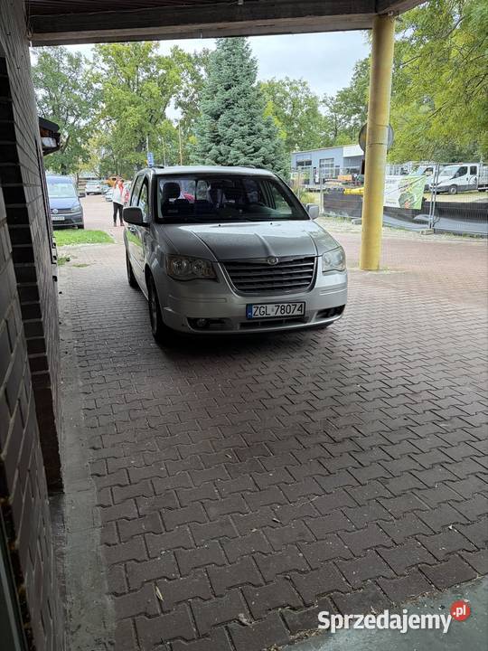 Chrysler grand Voyager 2010 28 crd 163 konie automatyczna Motoryzacja Wrocław