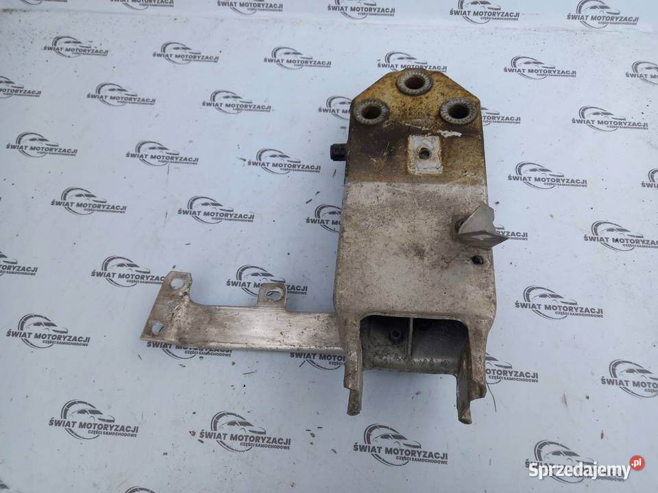 BMW F10 13r mocowanie prawe 2302CH2491 Kielce