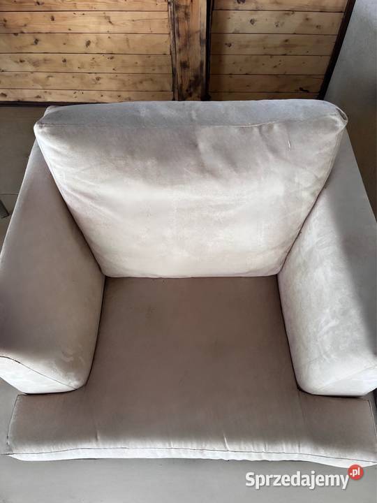 Beżowy fotel Brzesko