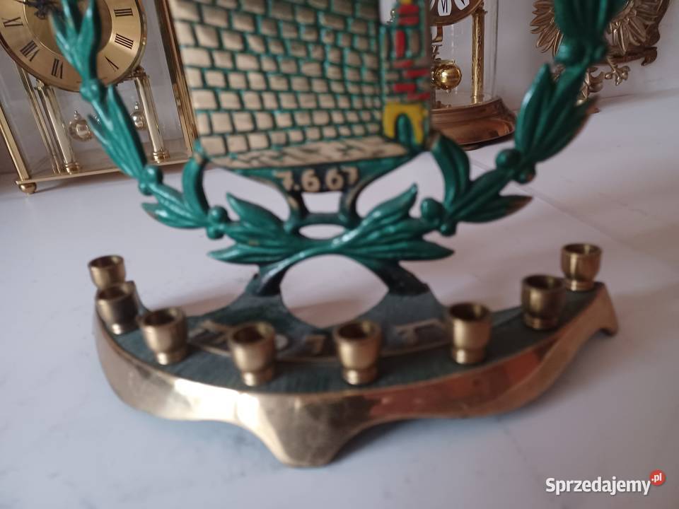 Piękny mosiężny świecznik Wyprzedaż kolekcji Poznań