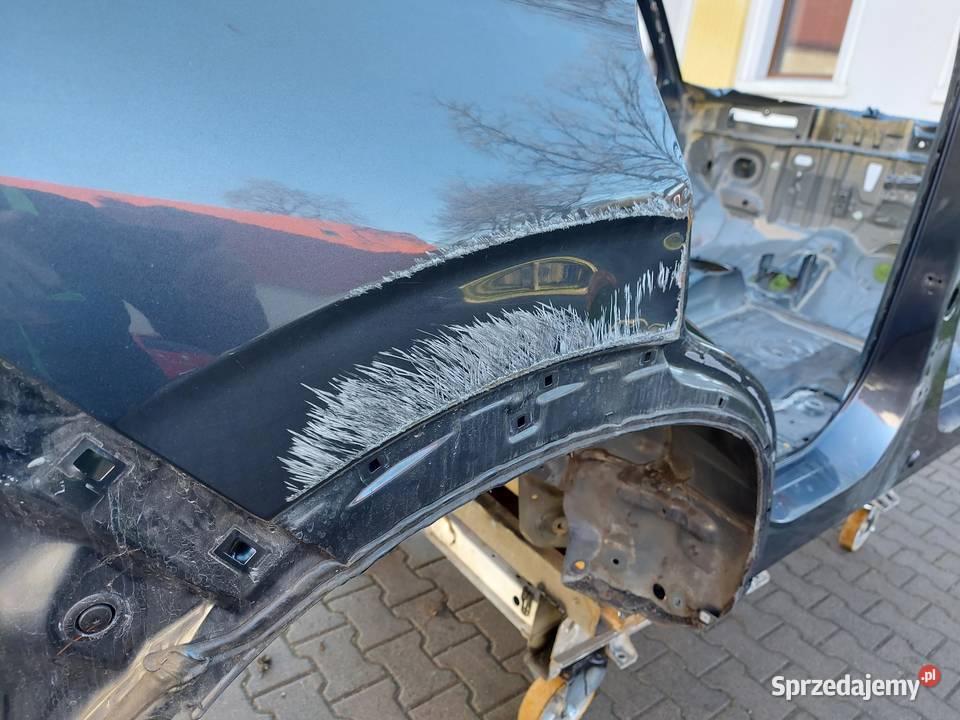 Honda HRV III eHEV 2022r BŁOTNIK PRAWY TYŁ szary osobowe