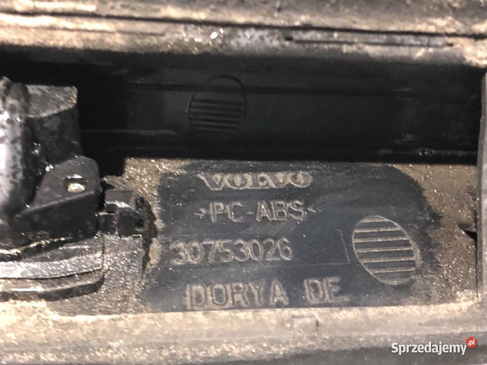 LISTWA KLAPY TYŁ VOLVO V50 Kombi 0312 30753026 podkarpackie