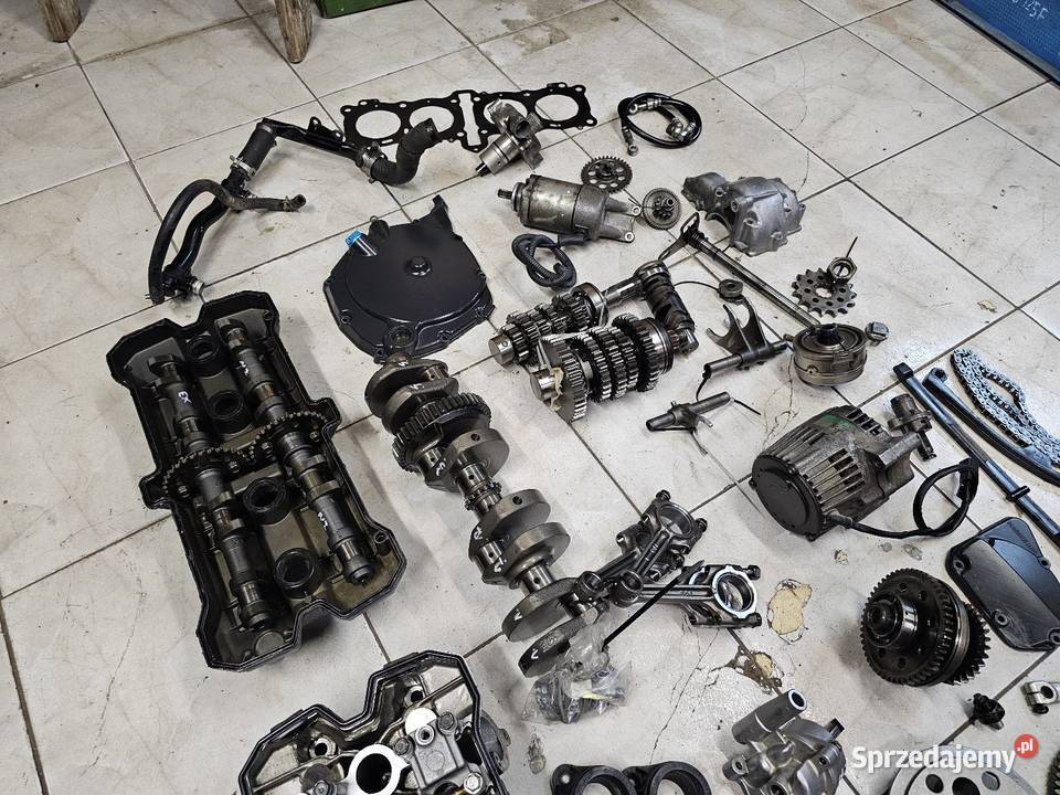Suzuki GSXR 750 silnik części gsxr750 wał Jelenia Góra