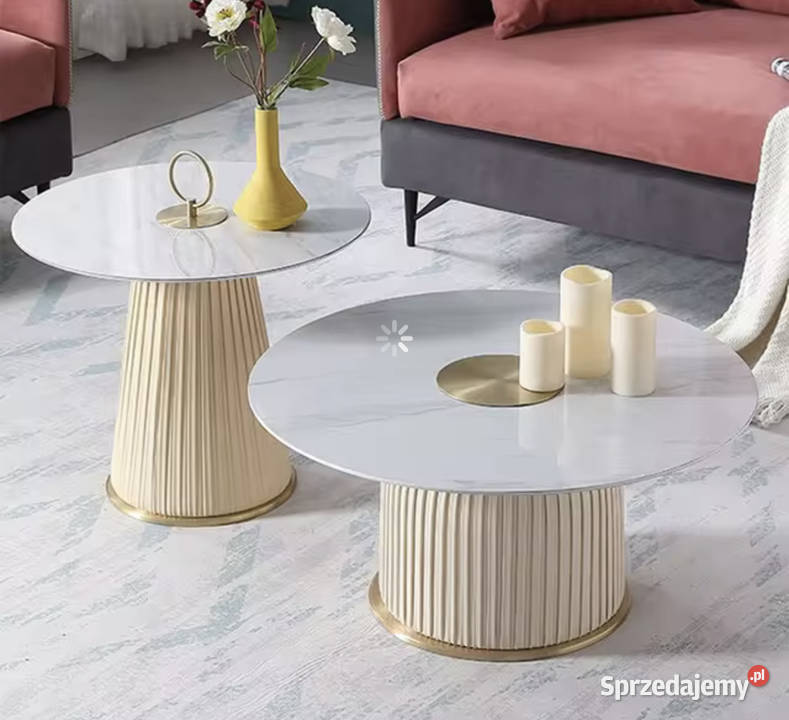 Złoty stolik kawowy plisowany Premium z Golkowice