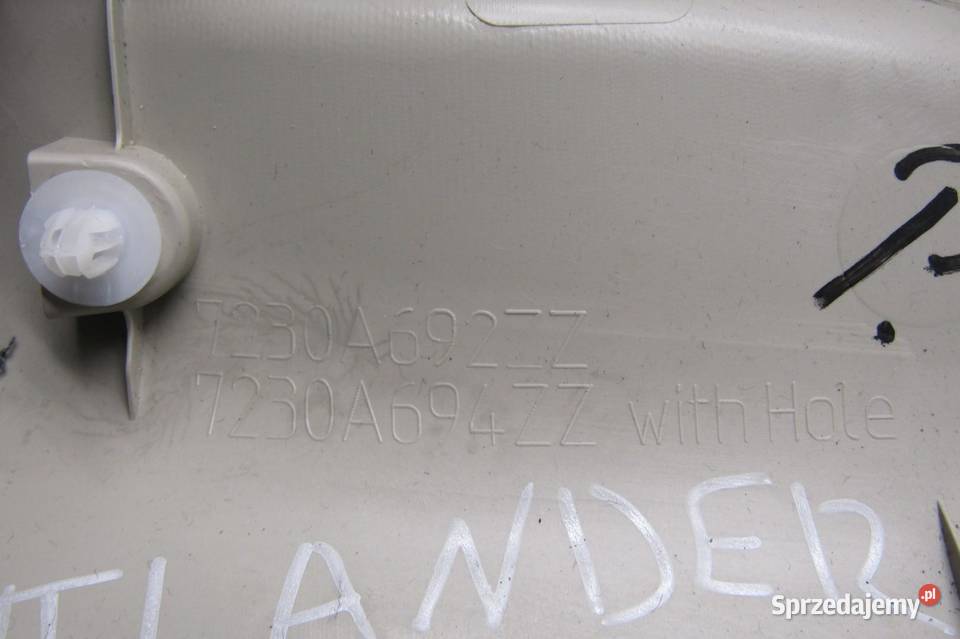 OSŁONA POSZYCIE SŁUPKA PRAWY TYŁ MITSUBISHI osobowe sprzedam