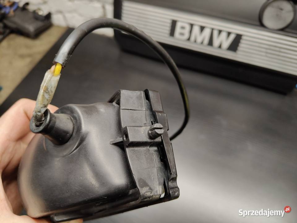 Bmw e28 halogen hella obudowa kompletny Aleksandrów Łódzki