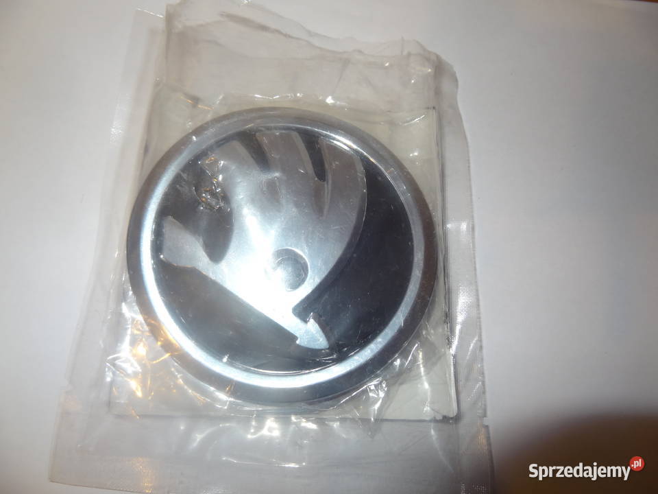 Emblemat logo znaczek Skoda Octavia Superb Rapid osobowe Poznań