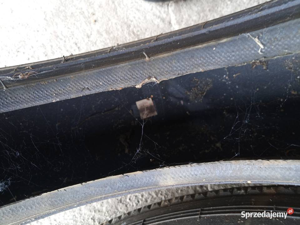 Opony Trabant 13 NOWE z zapasów całoroczne Czemierniki