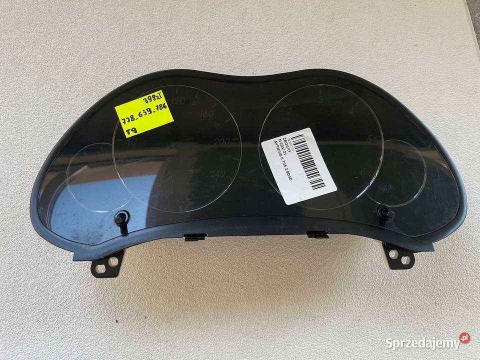 LICZNIK ZEGARY TOYOTA AVENSIS II 22L DIESEL osobowe sprzedam