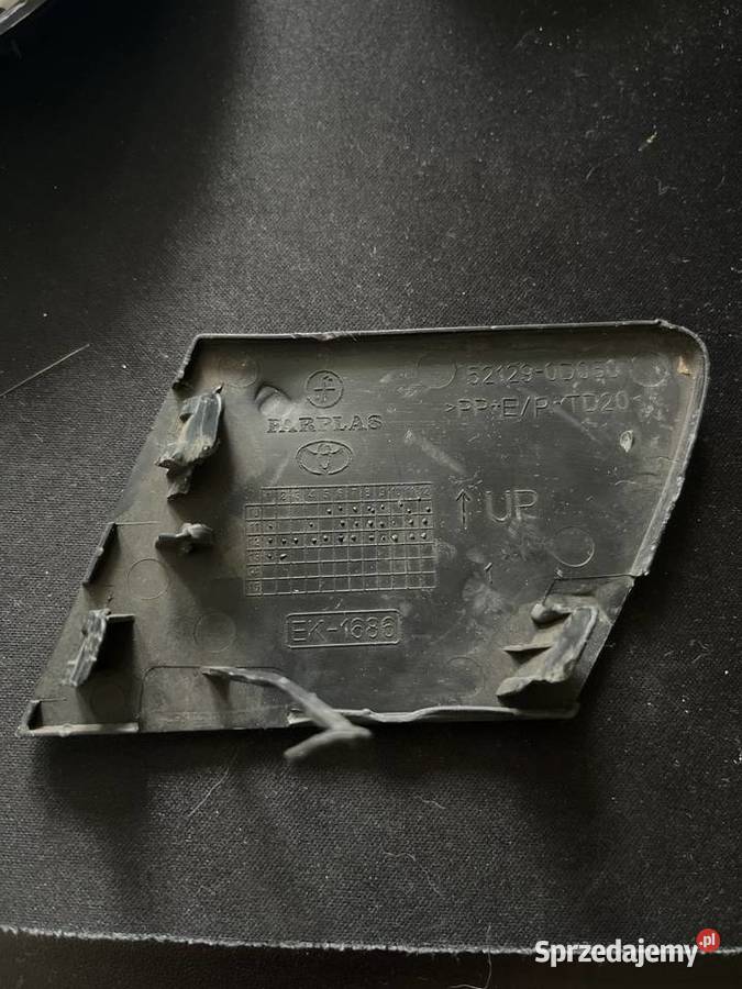 Zaślepka yaris 3 Poznań