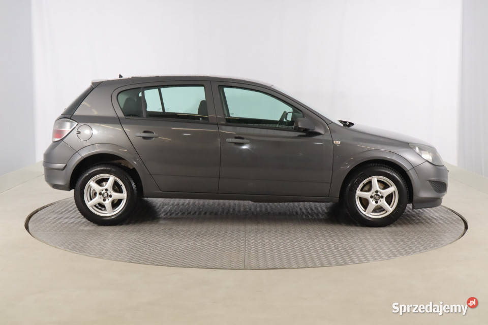 Opel Astra 14 16V ASR (kontrola trakcji) Opel Zabrze