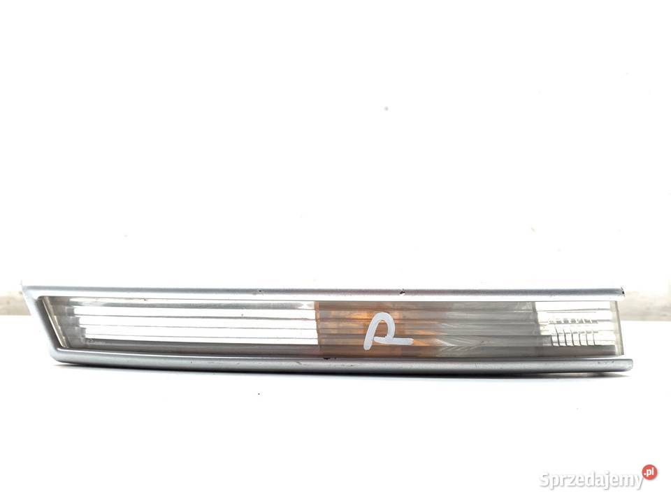 KIERUNKOWSKAZ PRAWY PRZÓD VW PASSAT B6 Kierunkowskazy