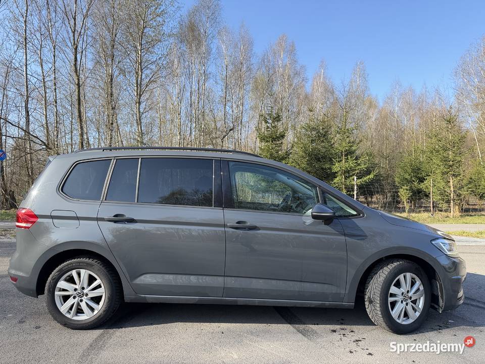 Vw Touran 2020r 15 Benzyna 150 Salon ASO I światła przeciwmgielne