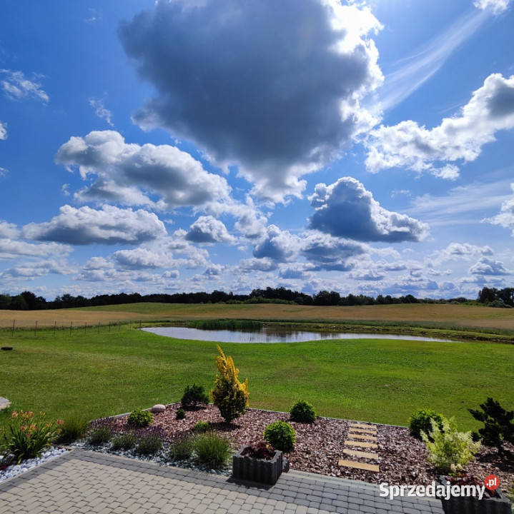 Dom i Urokliwe siedlisko na 25 Hektarach Knyki