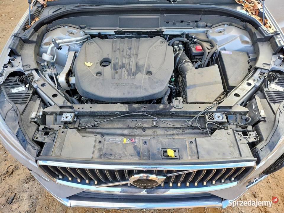 2022 VOLVO XC60 PLUS Częstochowa