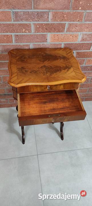Piękny stolik niciak Ludwik Filip antyk Łagów