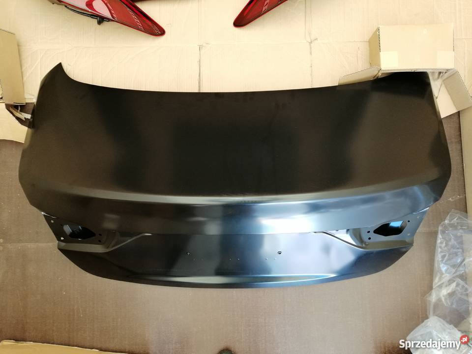 Klapa q50s q50 lift lampa lampy zderzak Poznań