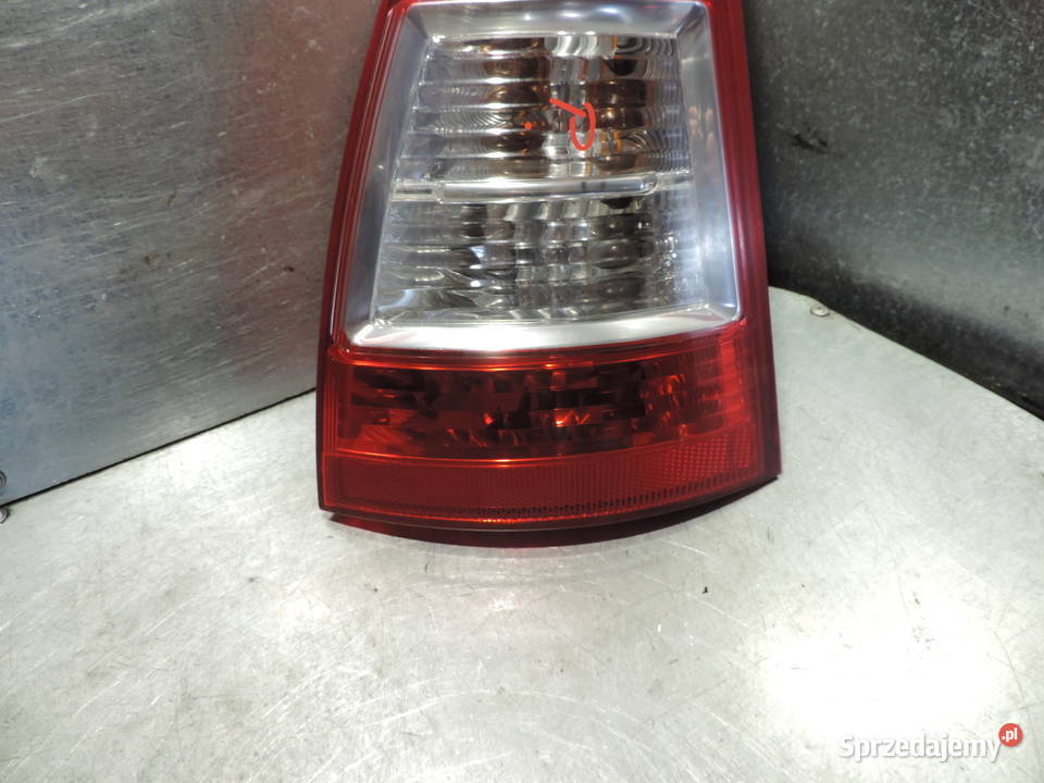 CITROEN C3 I FL LAMPA PRAWY TYŁ Nowy Sącz