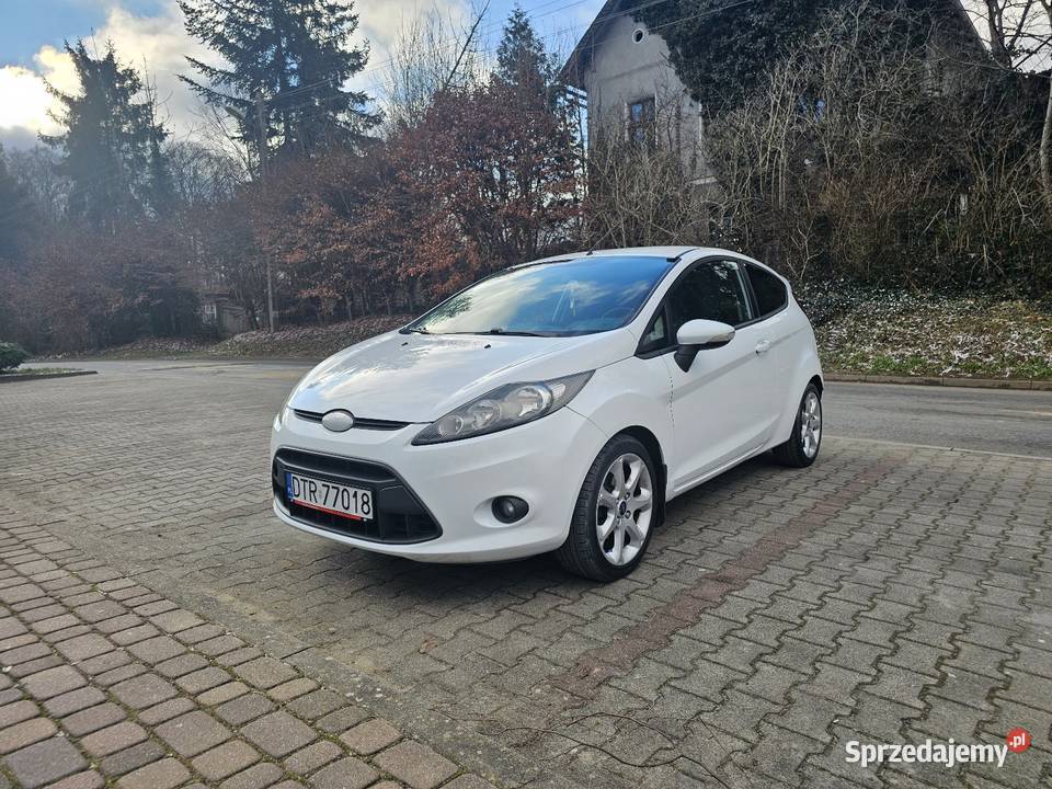 Ford Fiestka MK7 12L Benzyna 82 2009r Trzebnica