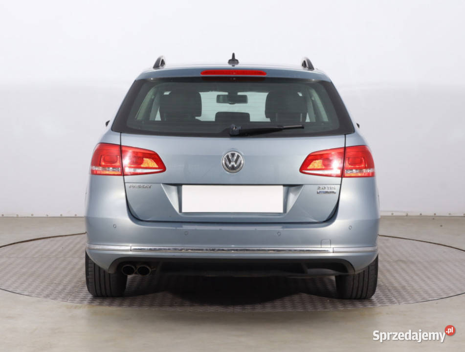 VW Passat 20 TDI niebieski Piaseczno