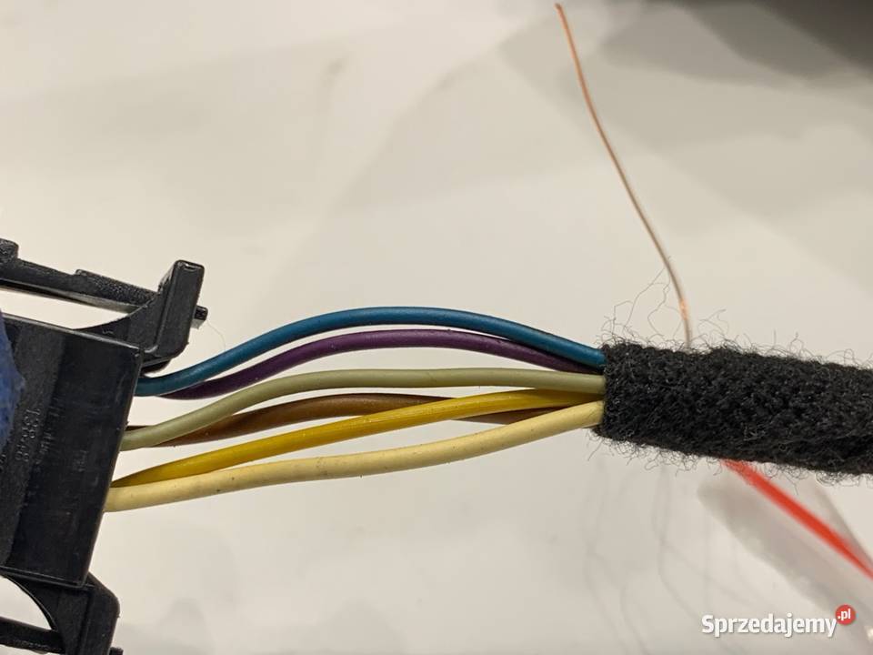 LUSTERKO LEWY SKODA FABIA III Hatchback