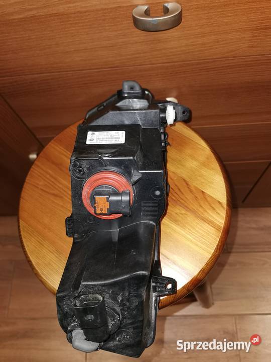 VW POLO 5 0917 LAMPA PRZECIWMGIELNA LEWA lewe Luzino