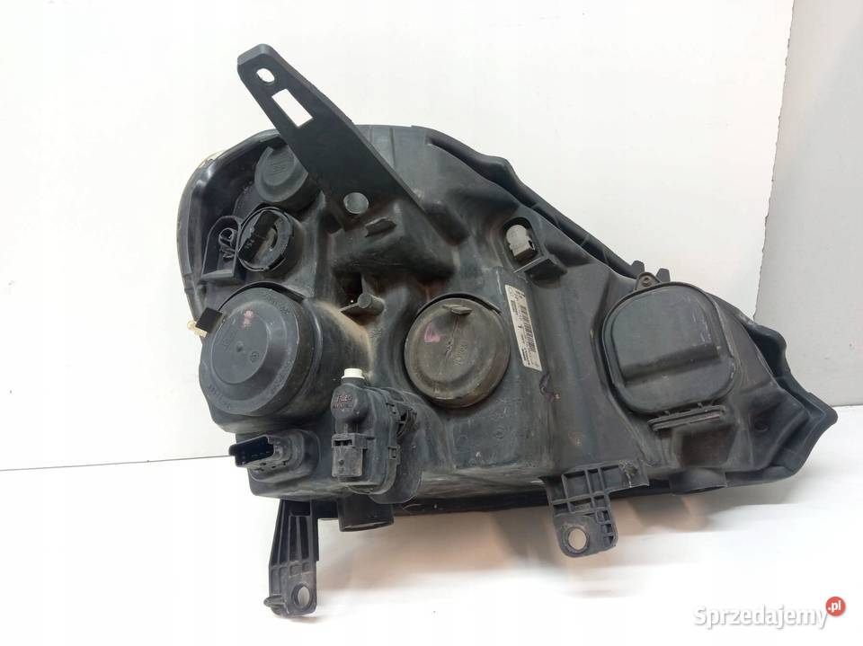 LAMPA PRZÓD LEWA EU LIFT 8200658385 Renault sprzedam