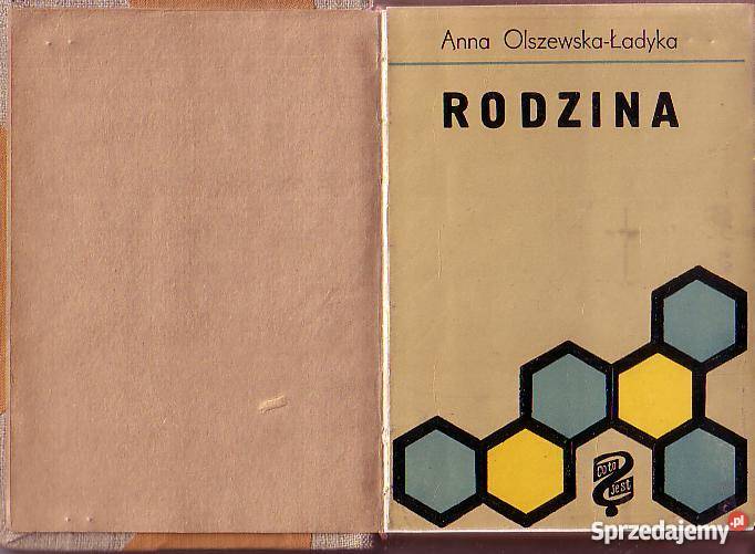 9802 RODZINA ANNA OLSZEWSKA ŁADYKA Czyrna