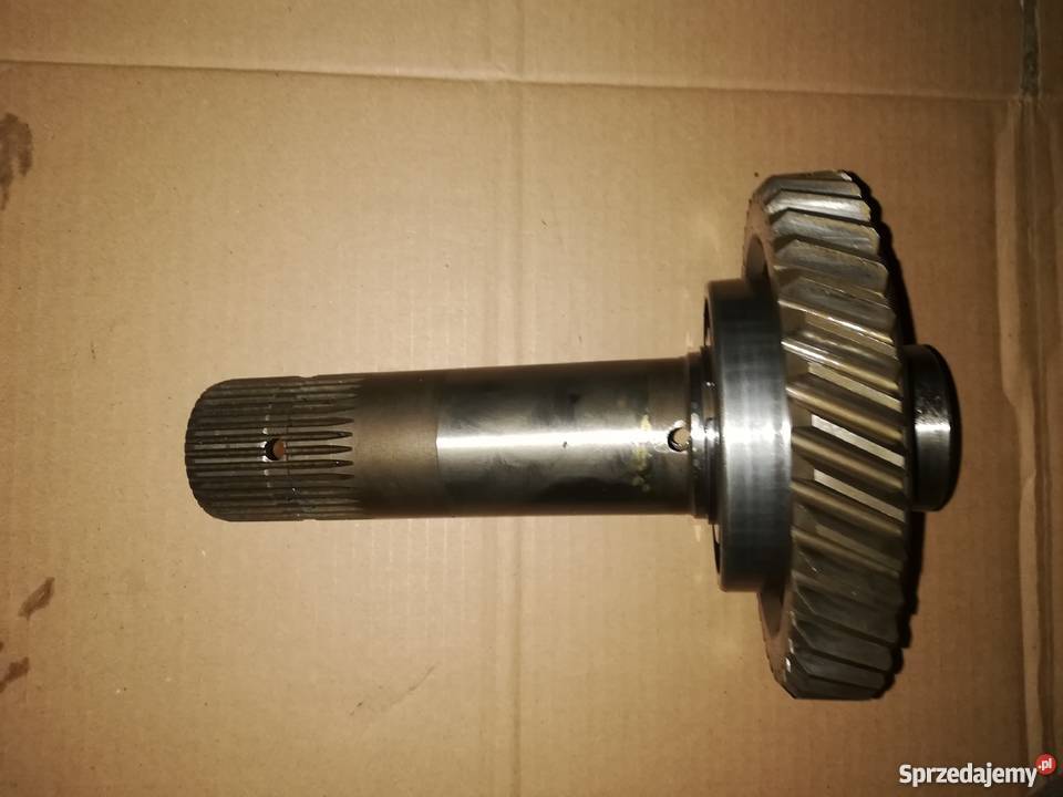 Wałek skrzyni biegów John Deere 4040 4050 4055 Siemiatycze
