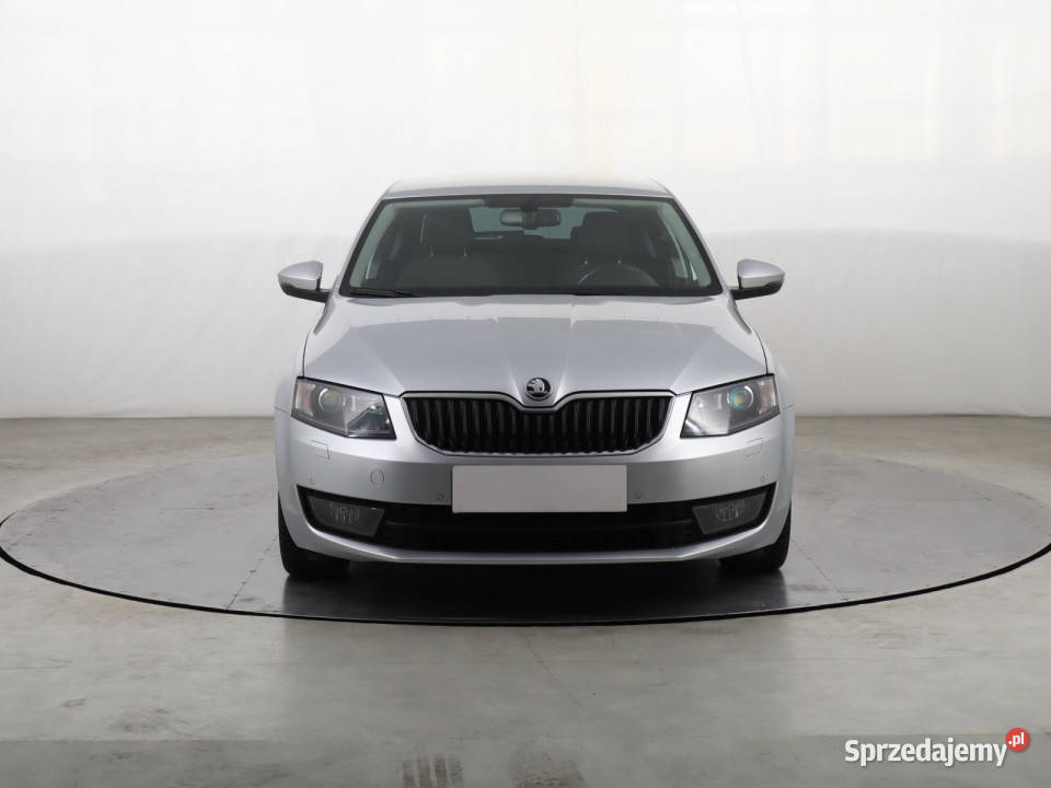 Skoda Octavia 16 TDI reflektory ksenonowe Katowice
