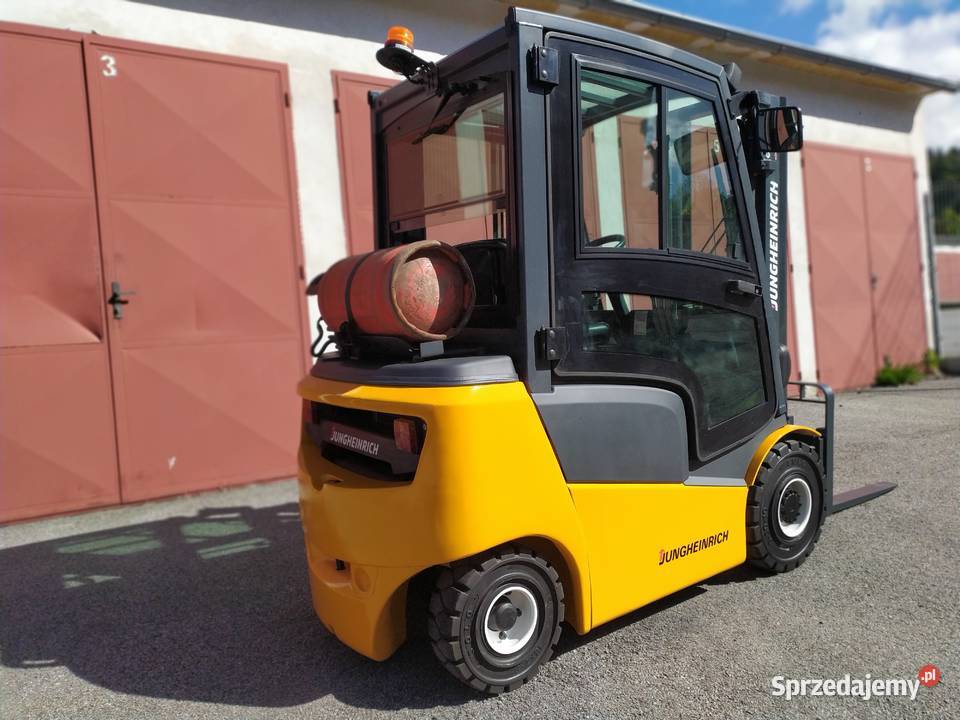 JUNGHEINRICH TFG 320 LPG 2015Triplex Kabinawolny Kłodzko
