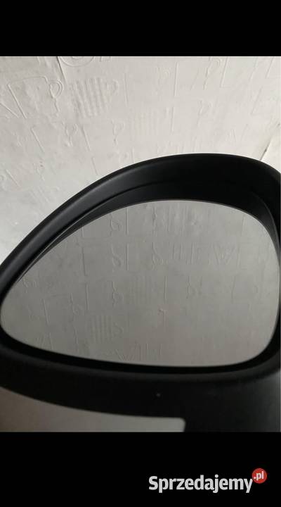 Lampa i listwa ozdobna Skoda Yeti 2011 r Samochody osobowe zachodniopomorskie Szczecin sprzedam