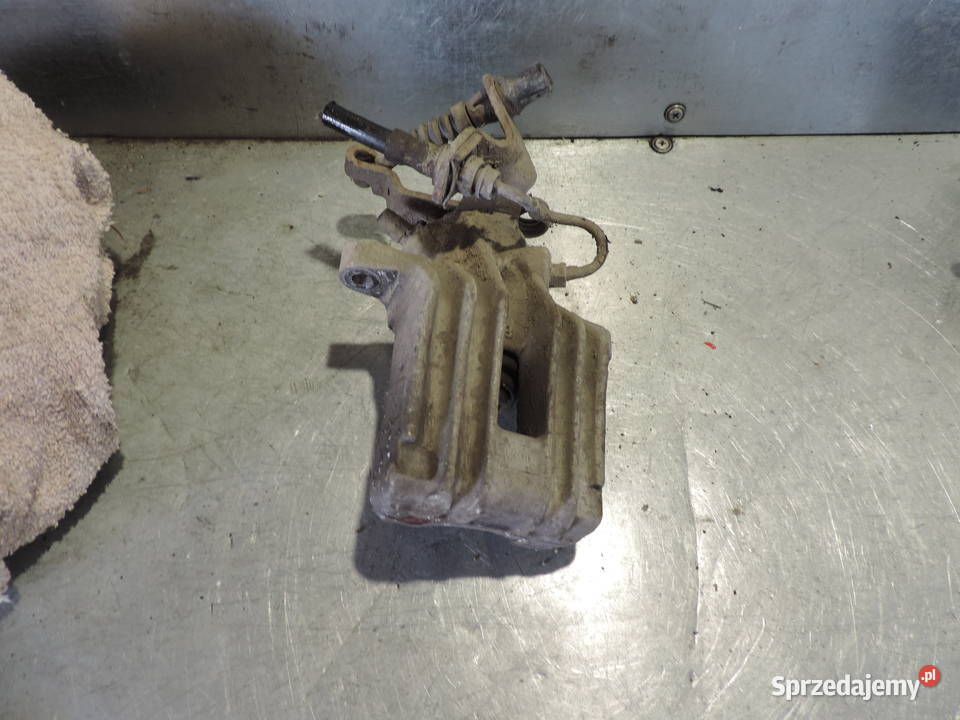 VW GOLF V 19 TDI ZACISK HAMULCOWY PRAWY TYŁ Nowy Sącz