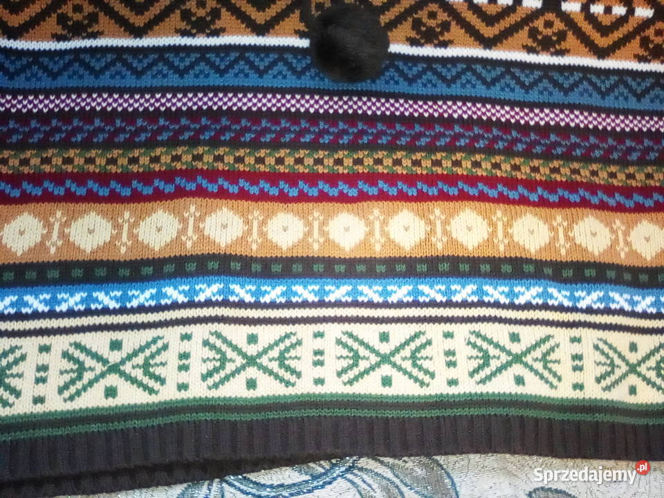 Kardigan damski w kolorach i wzorach etno Prochowice