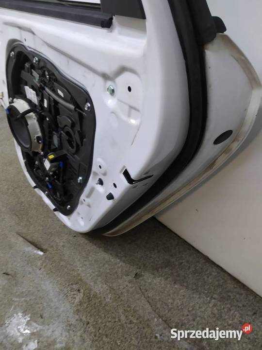 DRZWI PRAWE TYŁ KOMBI PYW Hyundai i30 III 2016