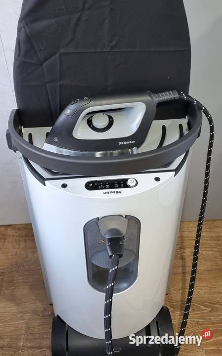 Prasowalnica deska do prasownia stacja parowa