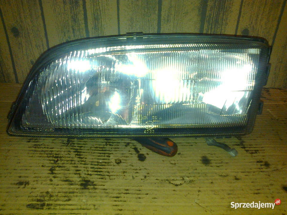 Lampa przód Volvo S70 V70 96 98r Lublin