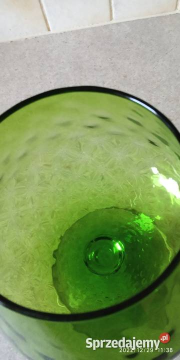 duży zielony puchar