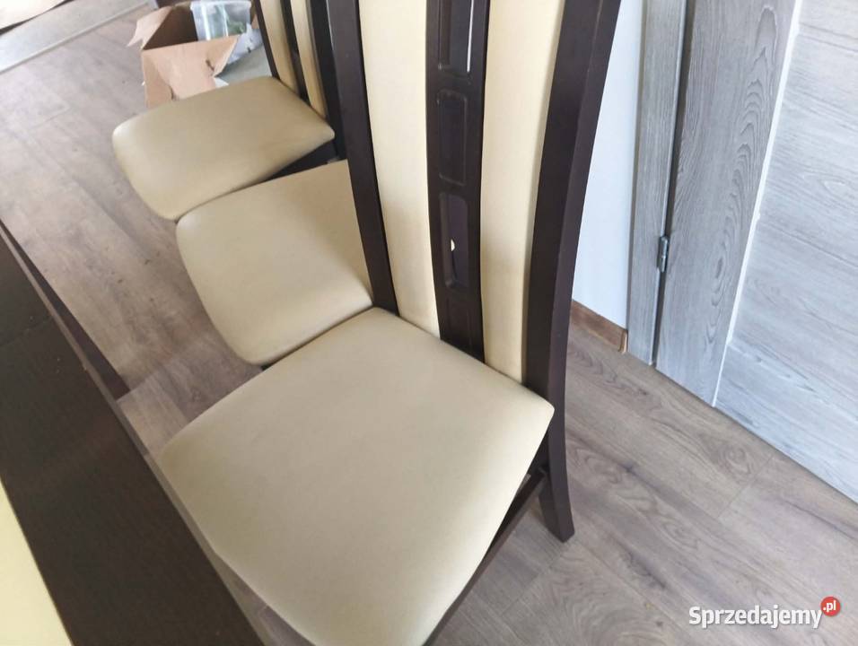 Stół z krzesłami Brzeszcze