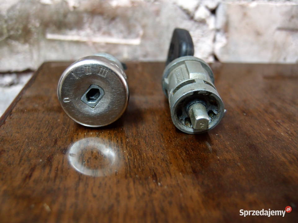 wkładka drzwi L i wkładka stacyjki Ford Focus łódzkie Łódź