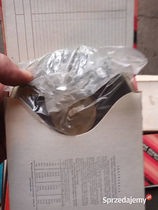 Sprzedam taśmy magnetofonowe 8sztuk Kikół