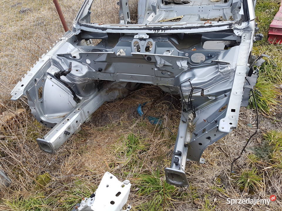 AUDI A4 B7 PODLUZNICA PRZOD CWIARTKA PRZOD Turek