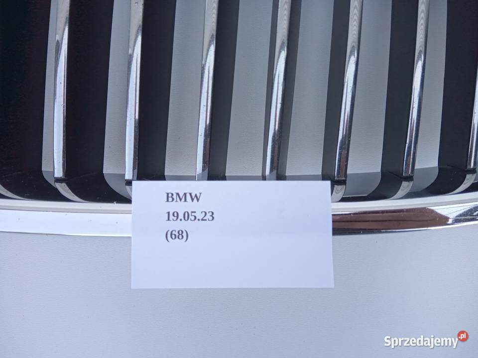 NERKA LEWA GRILL ATRAPA CHROM BMW 5 F10 F11 osobowe wielkopolskie Nowy Tomyśl