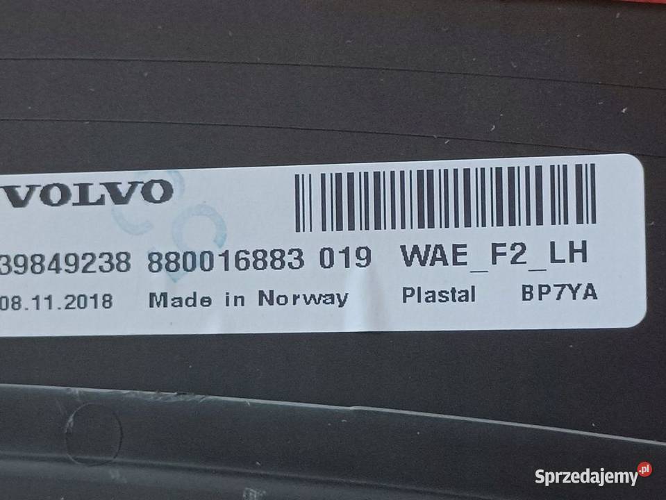 VOLVO XC60 II 18 LISTWA NAKŁADKA BŁOTNIKA LEWY Pleszew