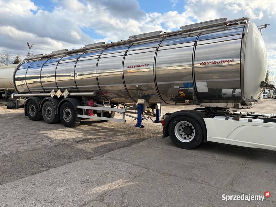 Cysterna ADR Kassbohrer STB L4BH Płock