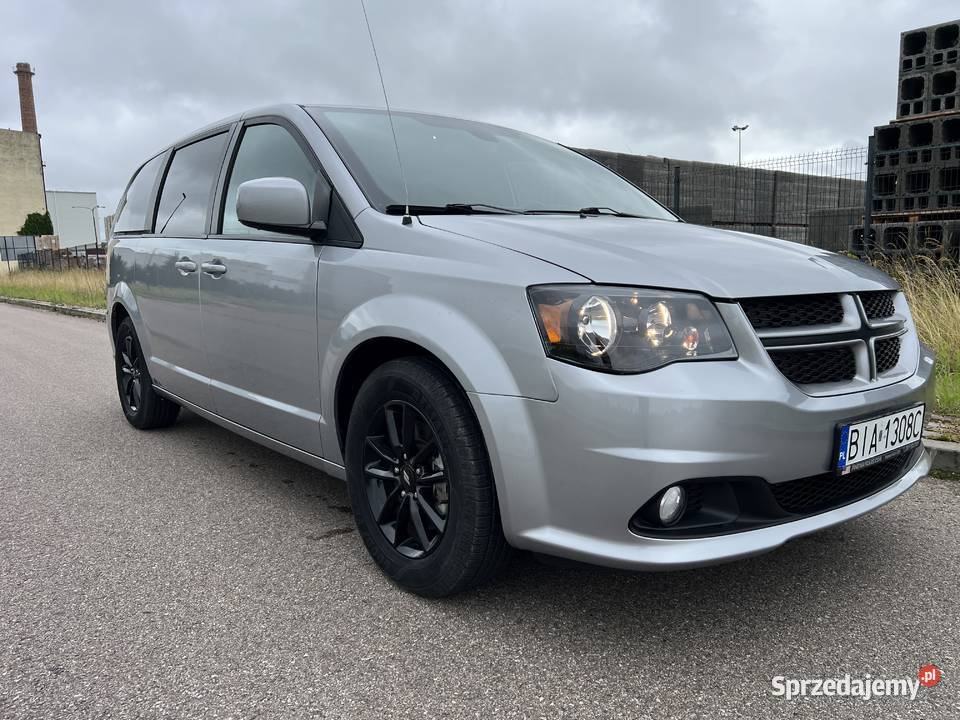 DODGE GRAND CARAVAN 36 V6 287KM Łapy