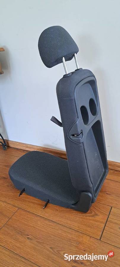 drzwi toyota yaris verso 2003 osobowe Fotele i kanapy Toruń