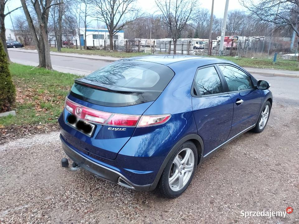 Honda civic 2011 14 benzyna zadbana bezwypadkowa sprzedam